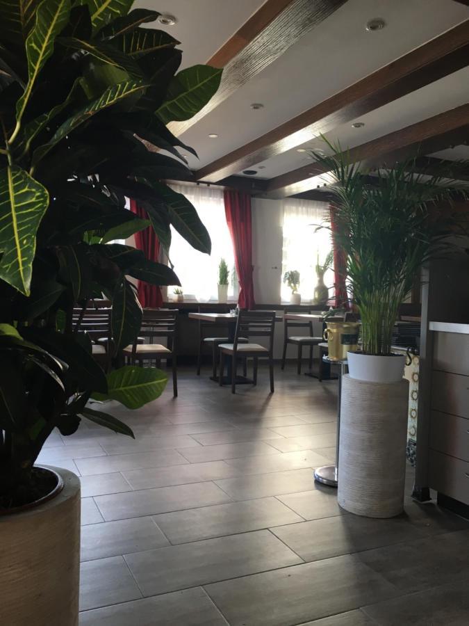 Zur Sonnenalb Hotel Sonnenbühl Buitenkant foto