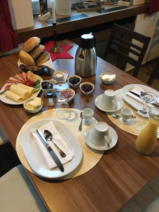 Zur Sonnenalb Hotel Sonnenbühl Buitenkant foto